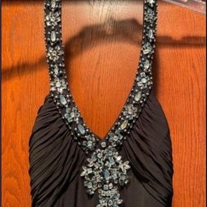 Black Floor-length Prom Dress